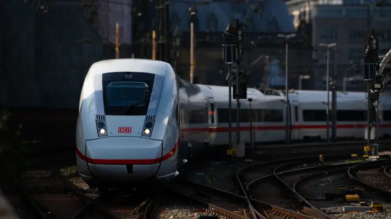DB-Reiseauskunft am 18. August: Verbindung neu prüfen