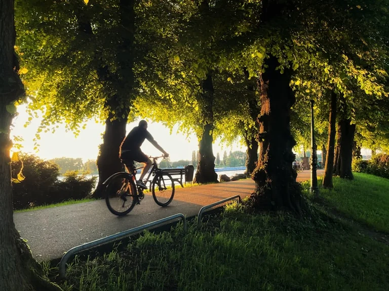 Düsseldorf am 5. und 6. September: Messe und Rheinpause