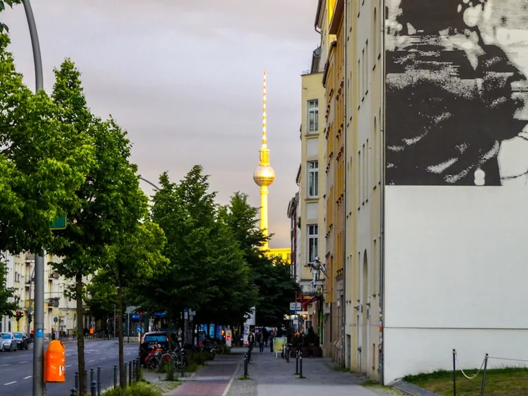 Sonntagabend in Berlin: Kultur und Genuss ohne Hektik