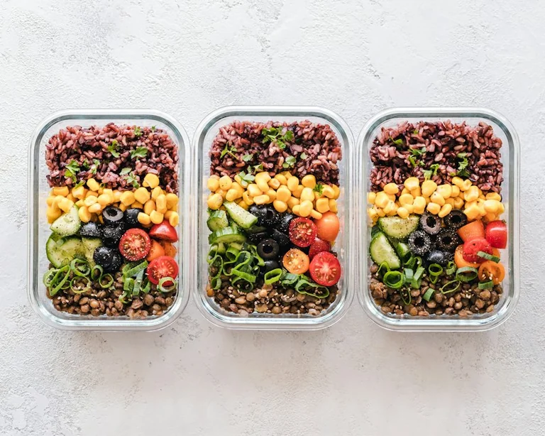 Linseneintopf für die Arbeitswoche: Sättigendes Meal-Prep-Rezept