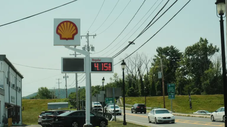 Spritpreise vergleichen: Wann sich der Umweg zur Tankstelle lohnt